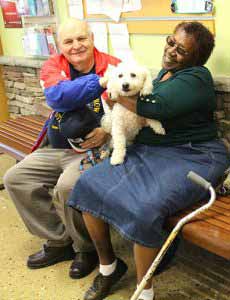 Vietnam veteran adopts the senior dog he needs