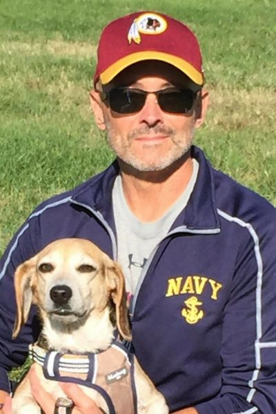 Disabled veteran and rescued Beagle save each other from loneliness