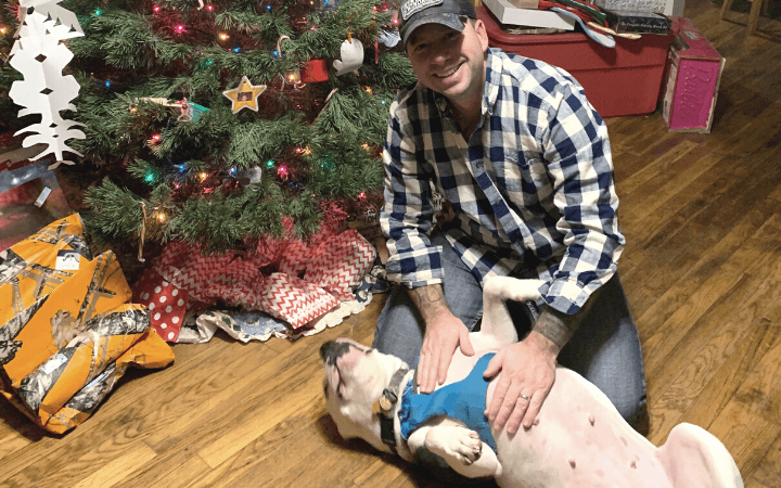 Army gunner rescues senior dog who suffered years of abuse