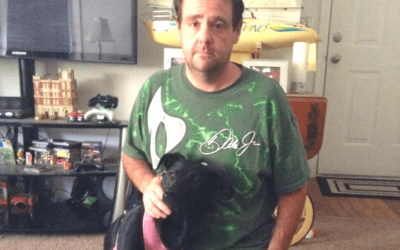 Navy veteran and rescue dog overcome life-changing injuries and homelessness