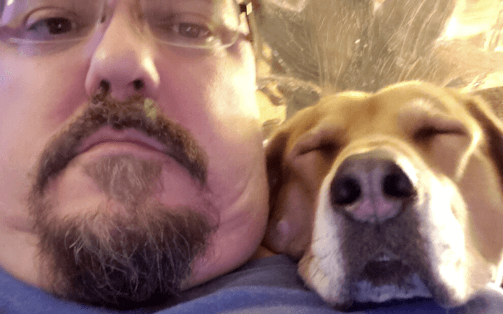 Adopted hound helps Desert Storm veteran navigate life with PTSD