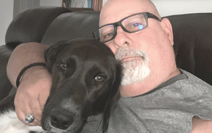 Retired Navy deep sea diver makes another rescue by saving a shelter dog