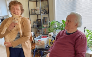 Decorated elderly veteran saves old cat who lost his home in a hurricane