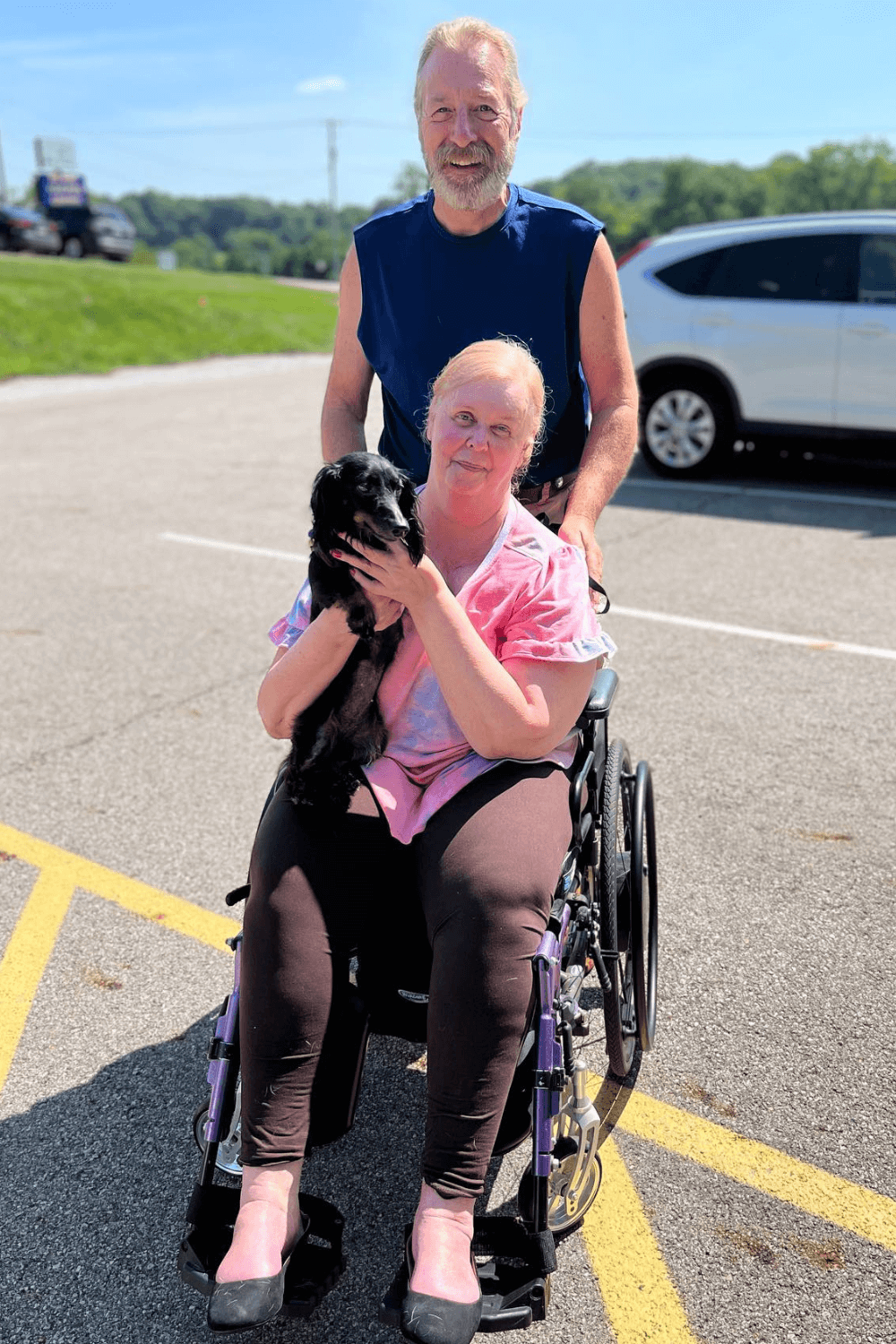 Pint-sized senior dog comforts Army veteran with rare degenerative disorder