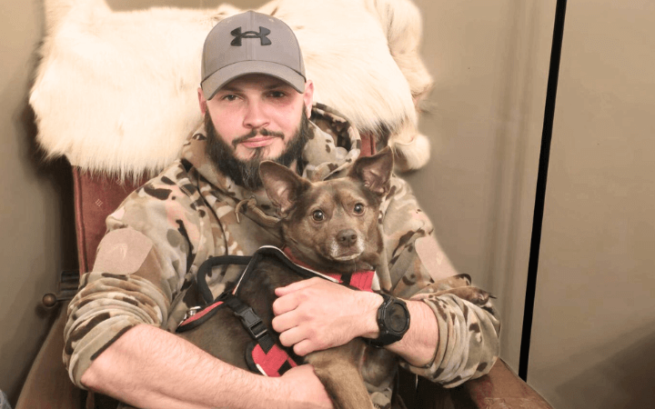 Traumatized dog helps Iraq war veteran face his own demons