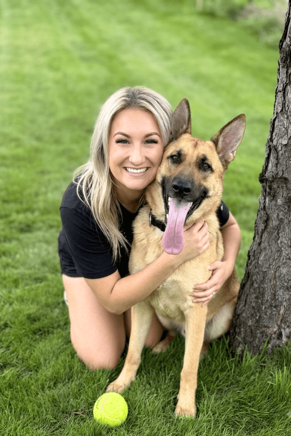 Stray dog boosts the wellbeing of the Army veteran who saved him